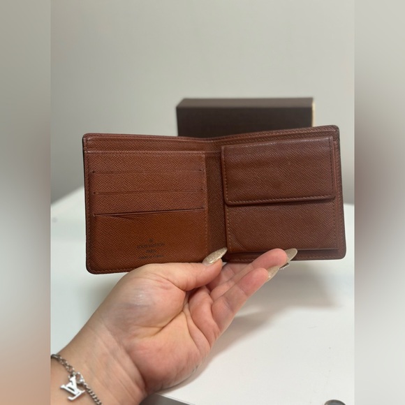 SOLD 🚨 Louis Vuitton Monogram Bifold - Picture 7 of 9